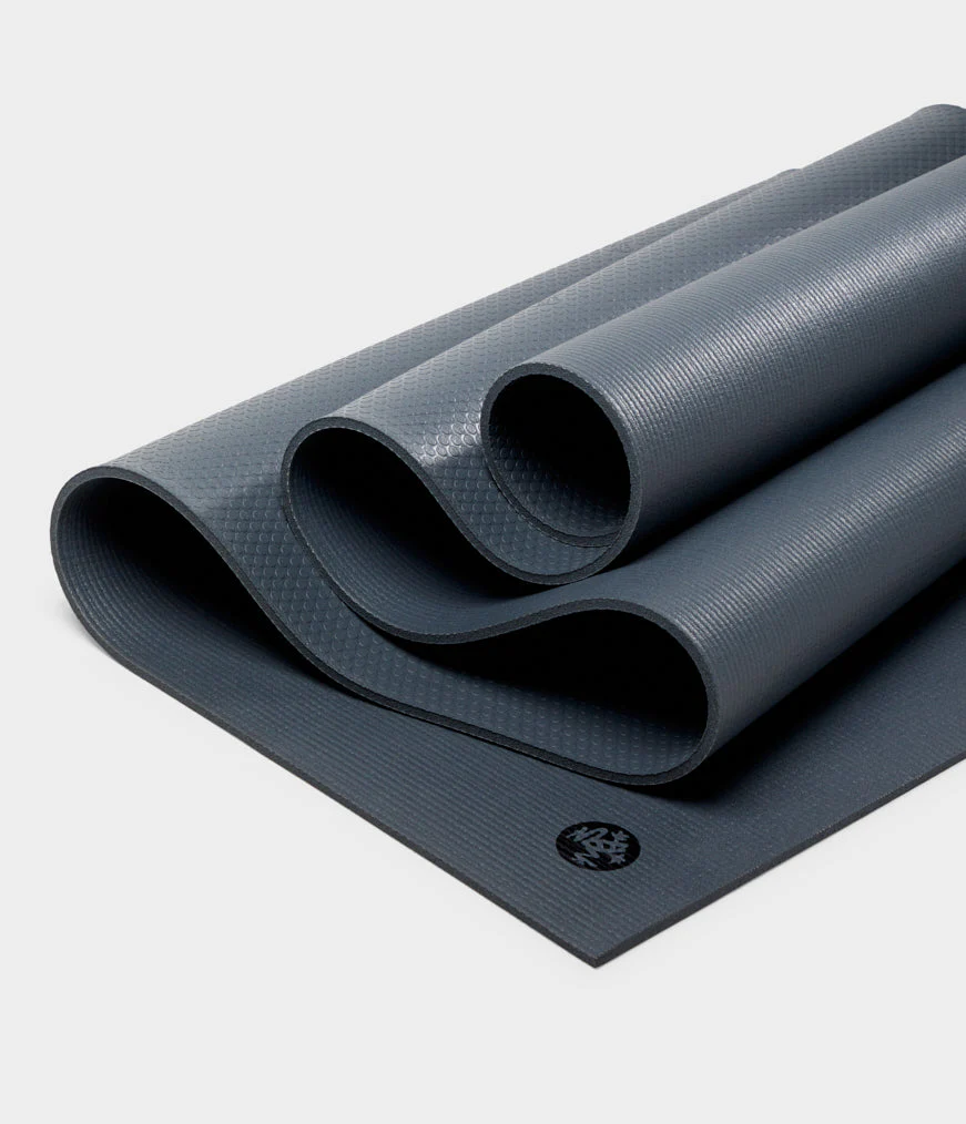 Manduka PRO™ Yoga Mat 6mm - Image 15