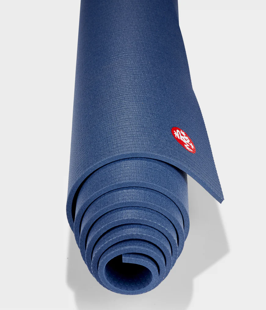 Manduka PRO™ Yoga Mat 6mm - Image 20