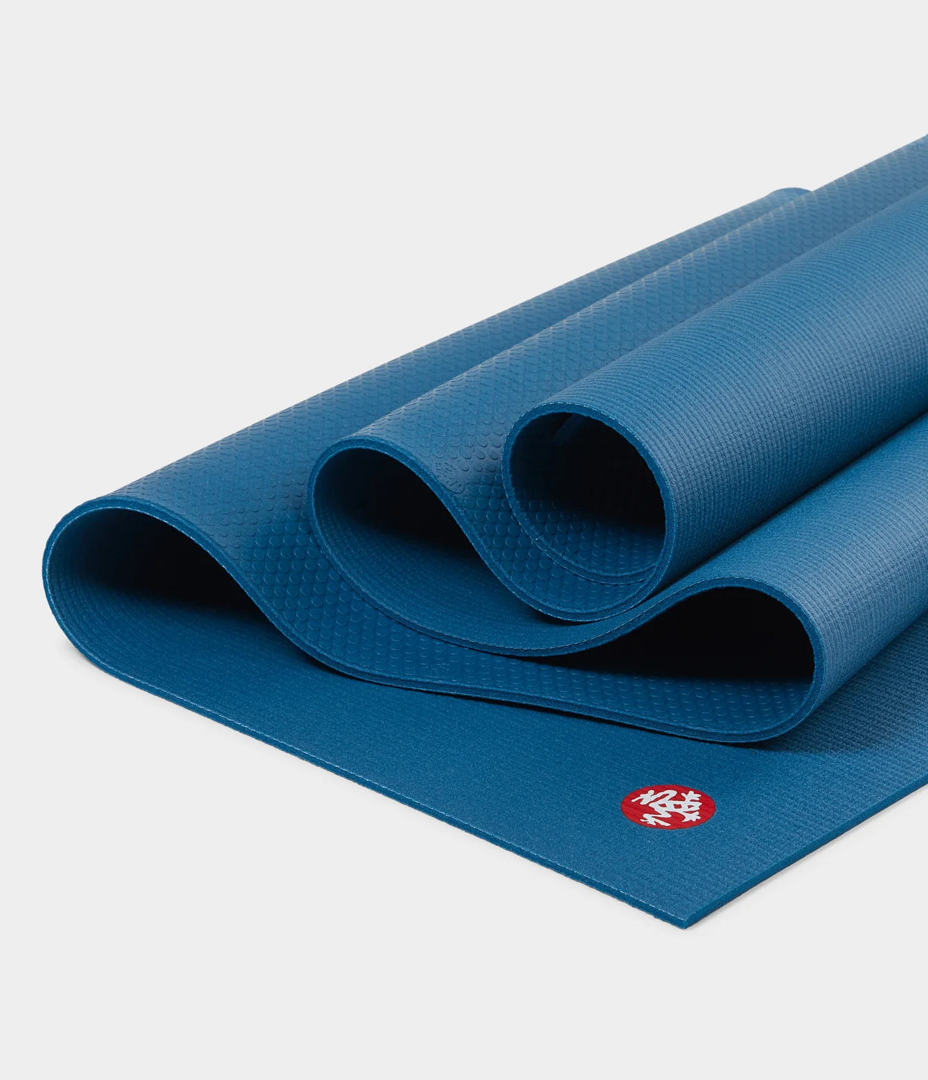 Manduka PRO™ Yoga Mat 6mm - Image 59
